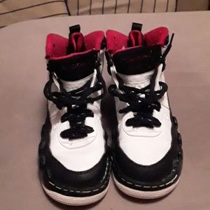 Jordan shoes 4.5 youth used